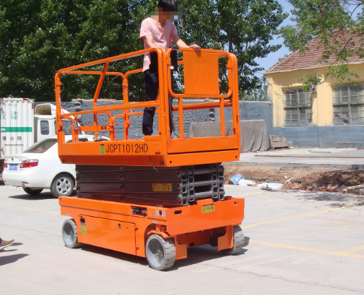 长泰移动式升降平台规格与使用规范