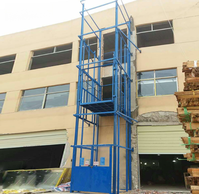 长泰建材厂室外物料提升