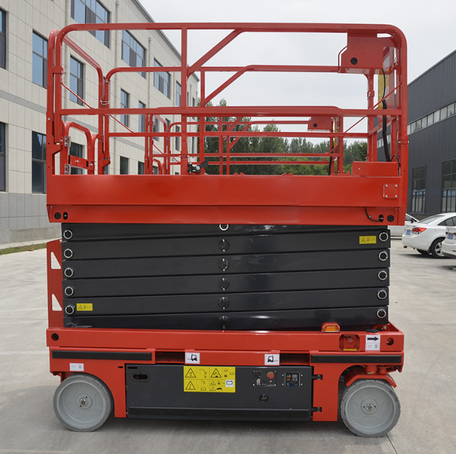 长泰自行走升降机